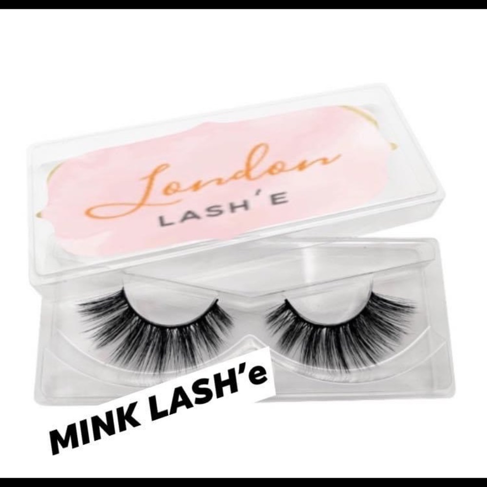 Lashes - Picture 5 of 10